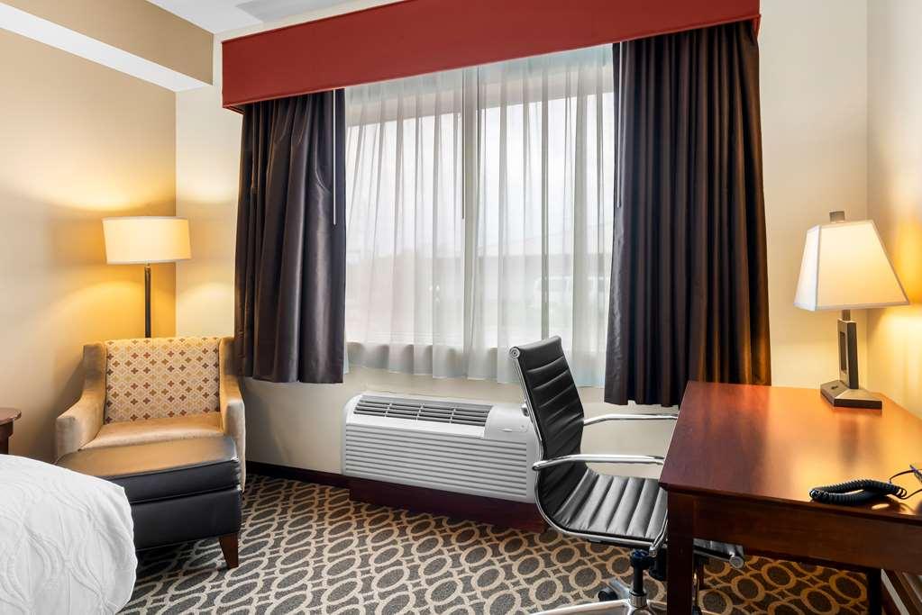 Best Western Paradise Inn Savoy Cameră foto