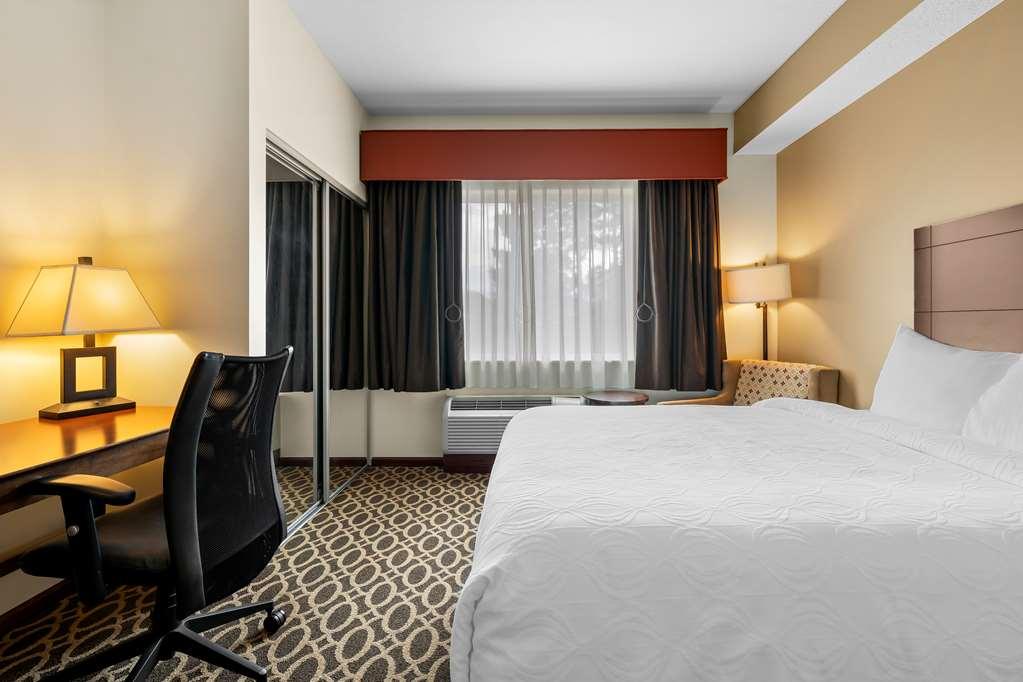 Best Western Paradise Inn Savoy Cameră foto